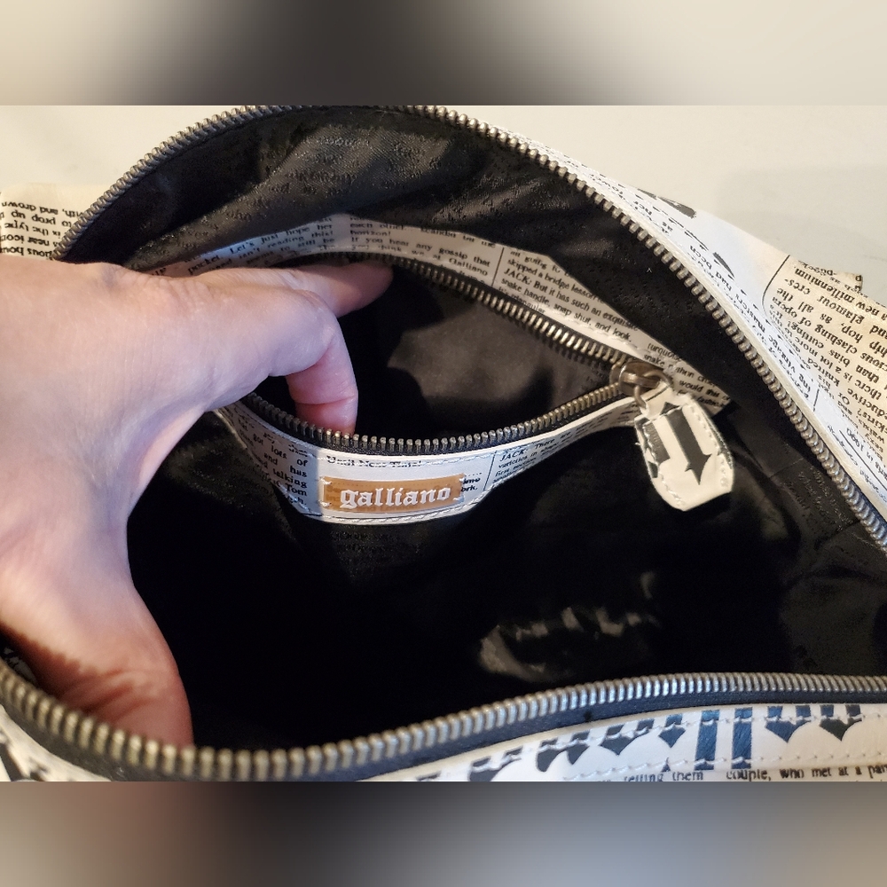 GALLIANO GAZETTE CHUNKY BAG - Picture 11 of 16